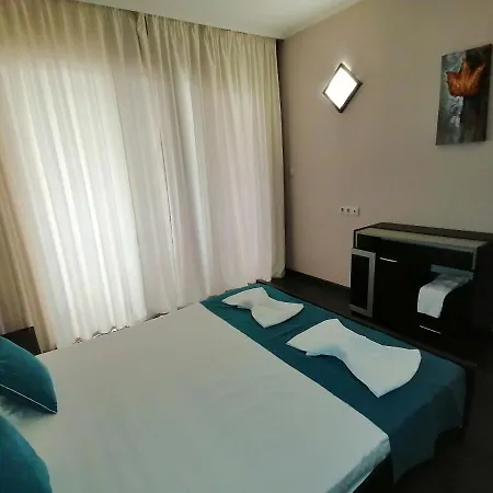 Bendita Mare Lägenhetshotell Golden Sands