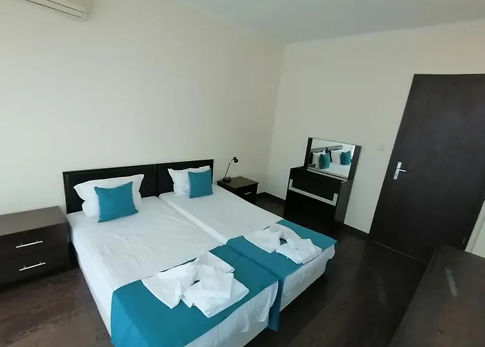 Bendita Mare Золоті Піски