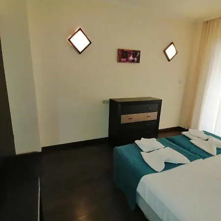 Hotel apartamentowy Bendita Mare 4*